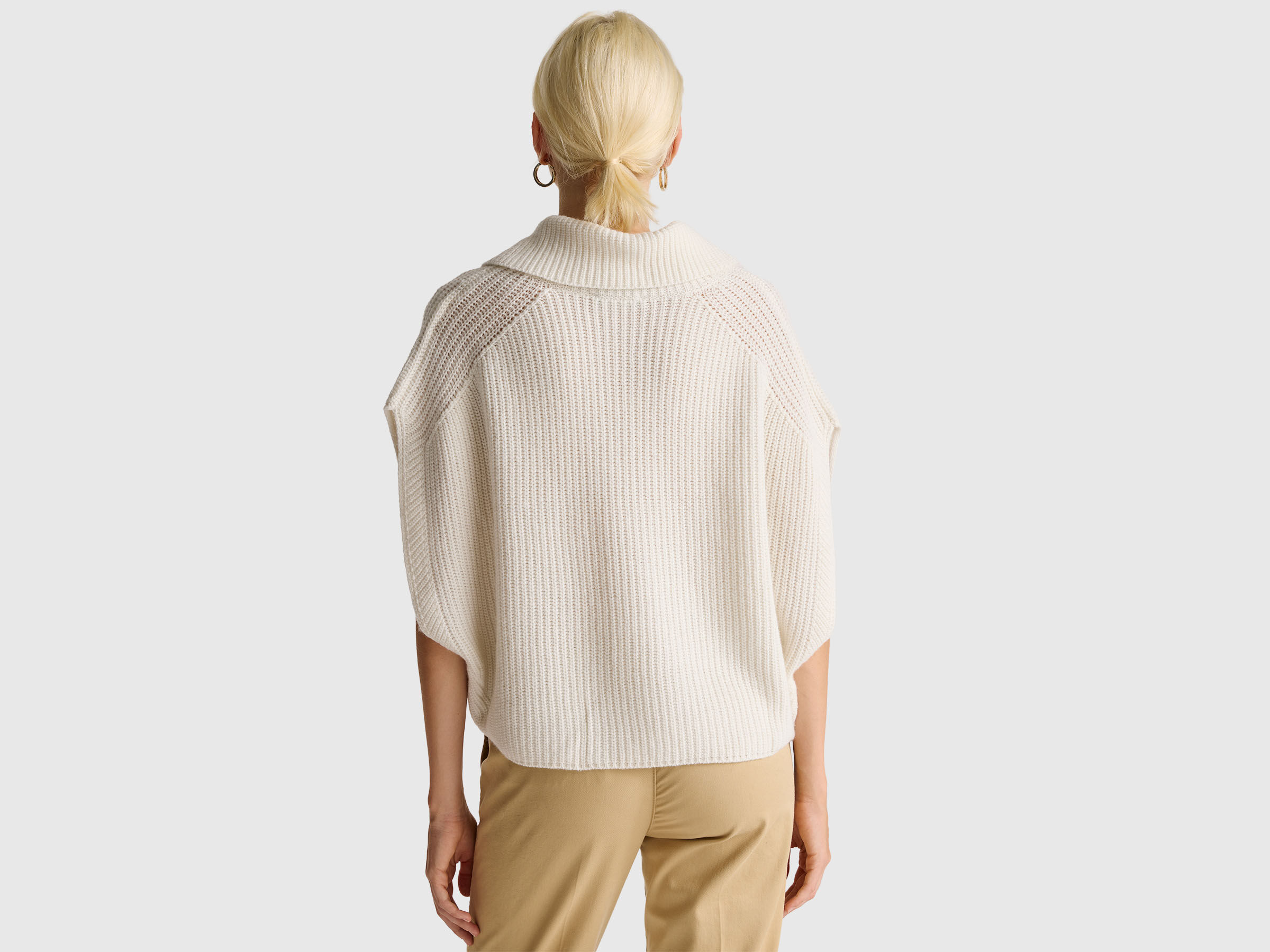 CAPE Women image number 2